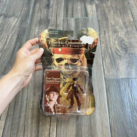 Pirates of the Caribbean Dead Man's Chest Elizabeth Swann Action Figure - Picture 1 of 2